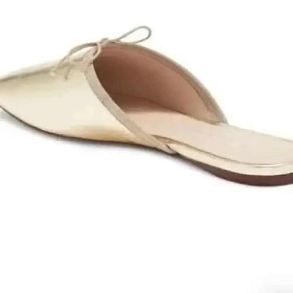 Loeffler Randall Paola Mule Soft Gold Leather Ballet Flat US 7
Loeffler Randall - Picture 8 of 9